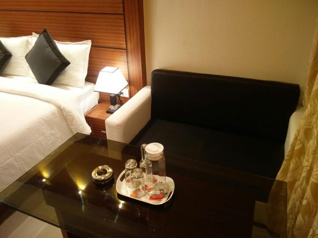 Hotel Spark Residency Chennai Exterior photo